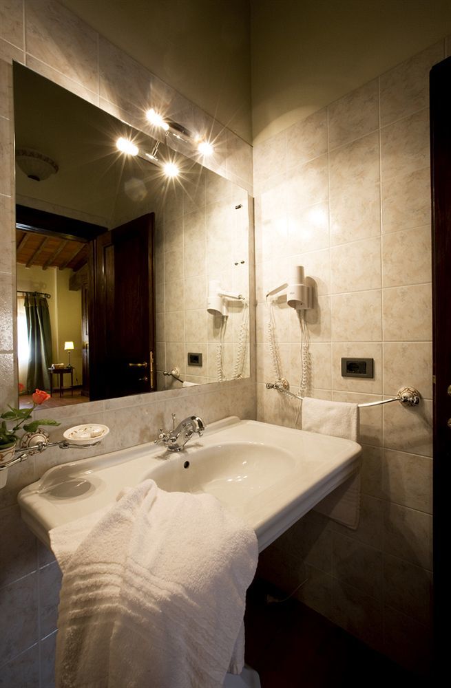 Agriturismo Antico Borgo Poggitazzi Terranuova Bracciolini Eksteriør billede